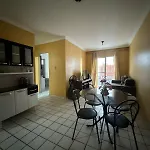 Ap Em Piedade Lado De Boa Viagem 5 Minutos Da Praia Completo Ate 4 Pessoas