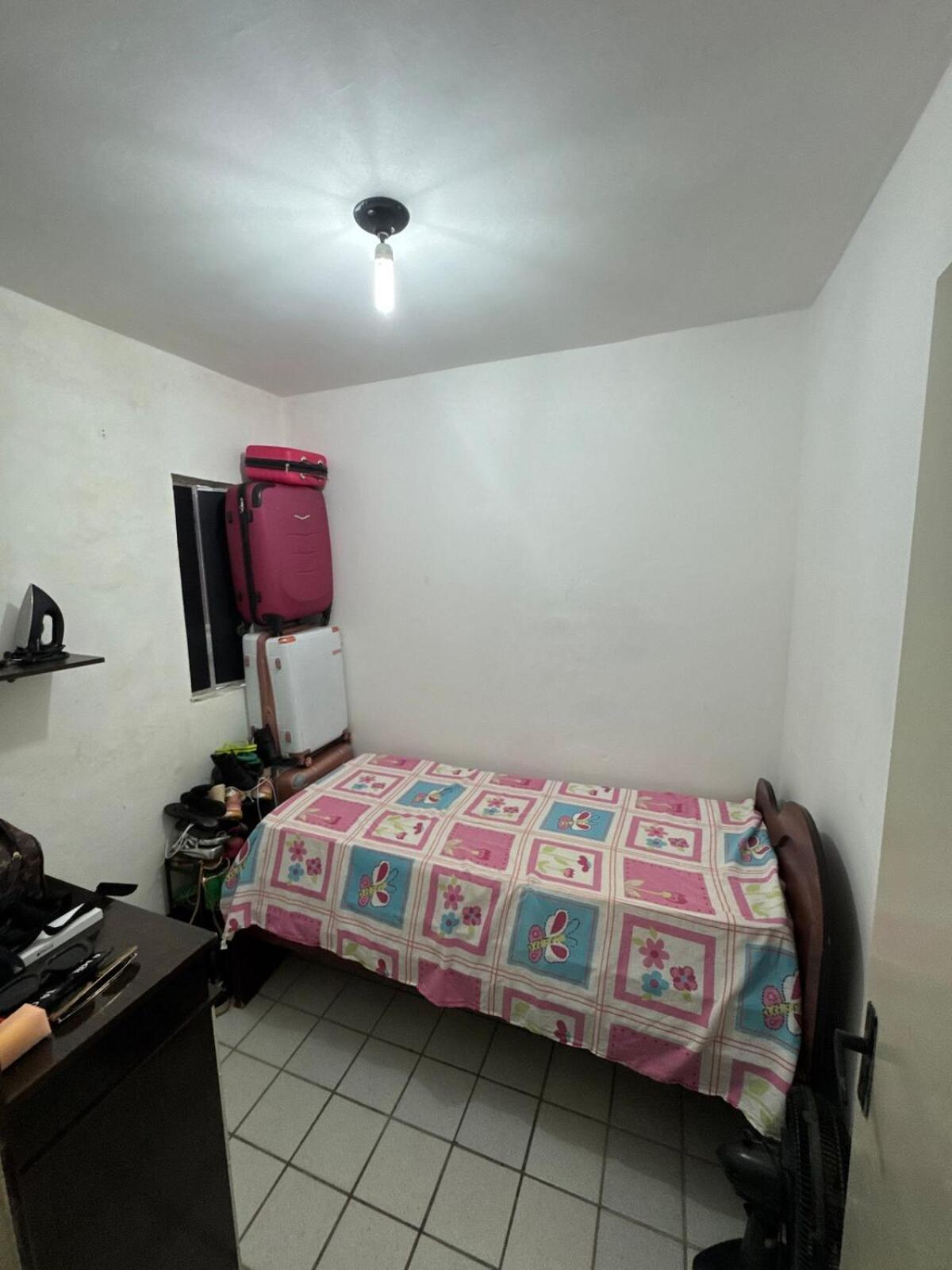 Ap Em Piedade Lado De Boa Viagem 5 Minutos Da Completo Ate 4 Pessoas * Recife